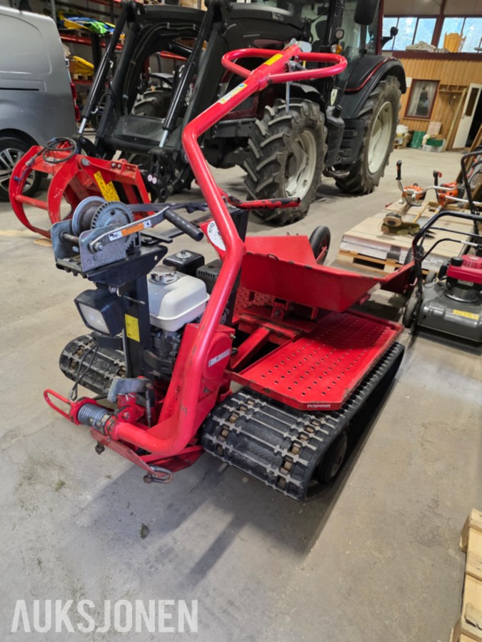 2007 Jernhesten IH 2055 elgtrekker