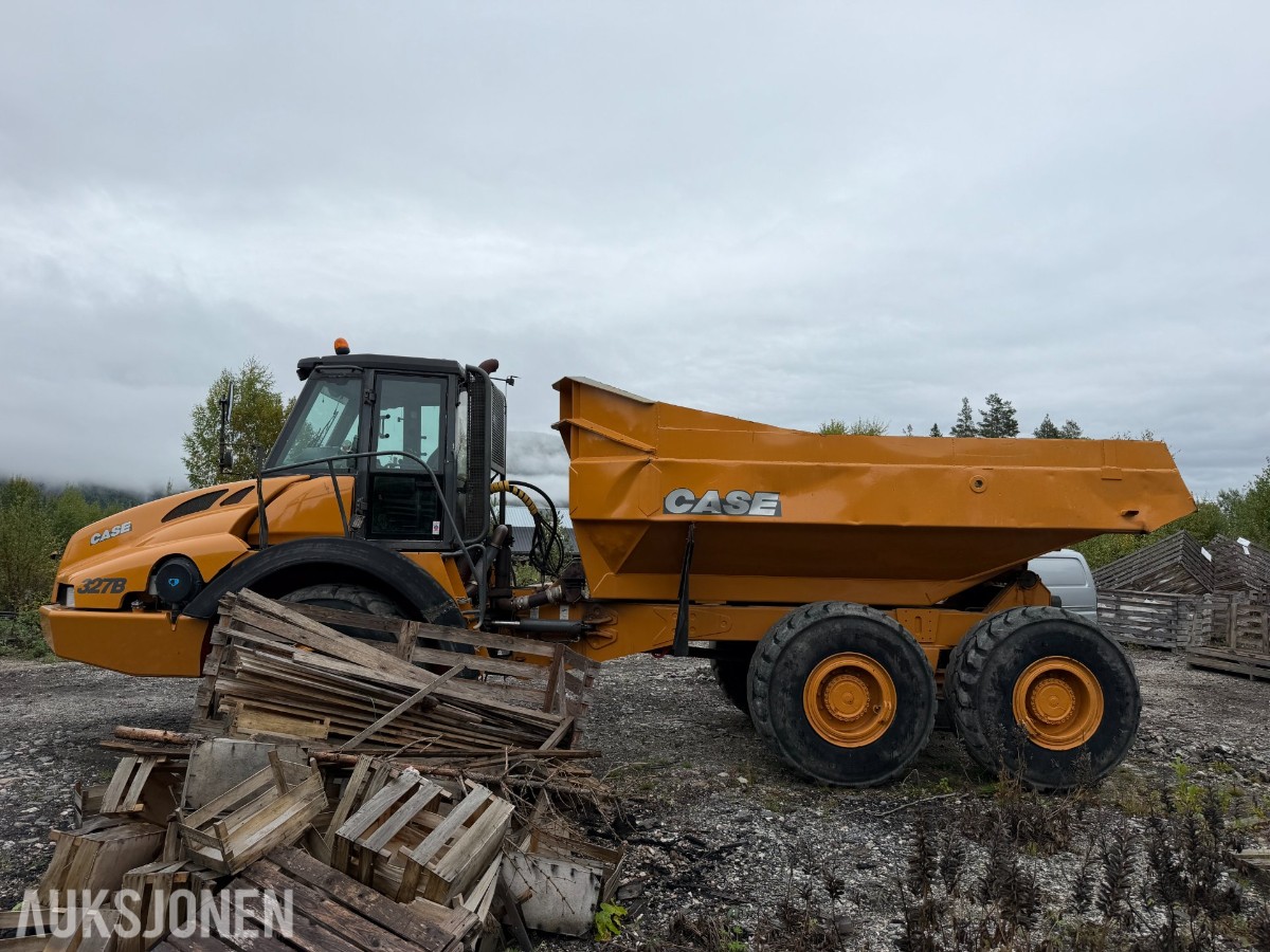 2006 Case 327B dumper / 6x6 / Sentralsmøring