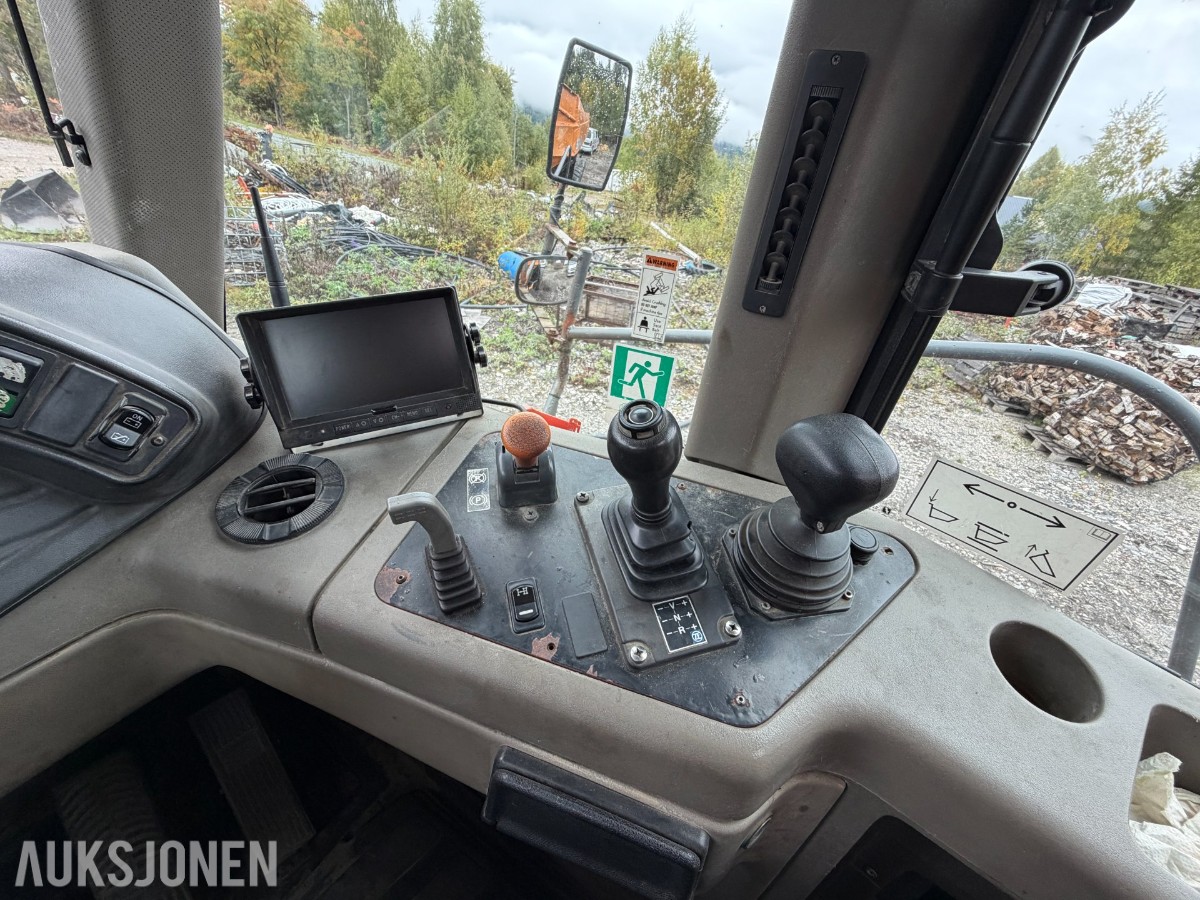 2006 Case 327B dumper / 6x6 / Sentralsmøring