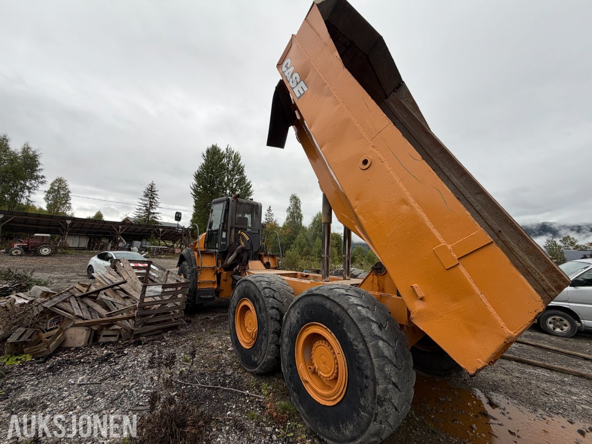 2006 Case 327B dumper / 6x6 / Sentralsmøring