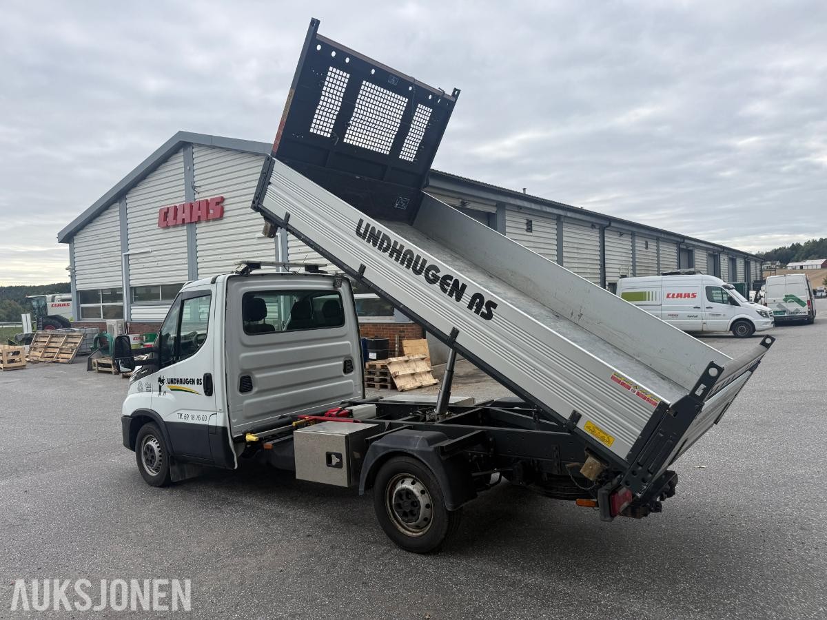 2020 Iveco Daily planbil m/tipp – automat – ryggekamera – 3-seter
