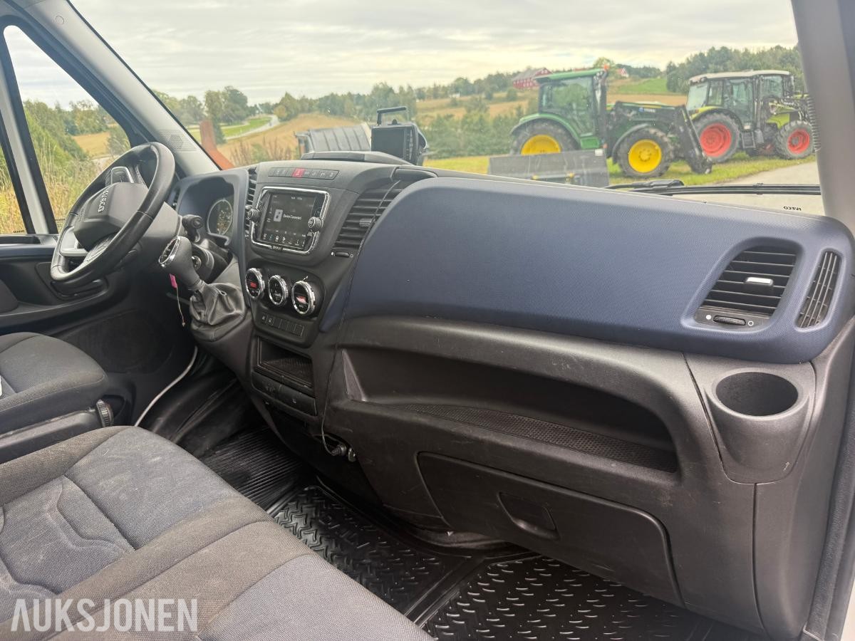 2020 Iveco Daily planbil m/tipp – automat – ryggekamera – 3-seter