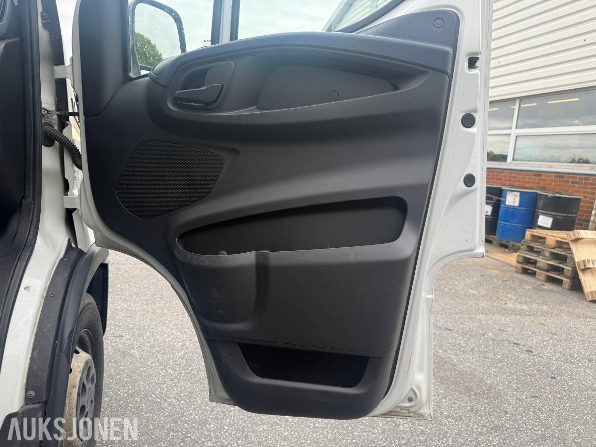 2020 Iveco Daily planbil m/tipp – automat – ryggekamera – 3-seter