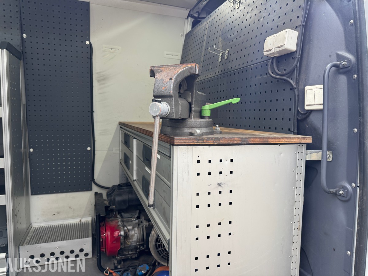 2020 Mercedes-Benz Sprinter - 190 hk Automat servicebil med verkstedinnredning