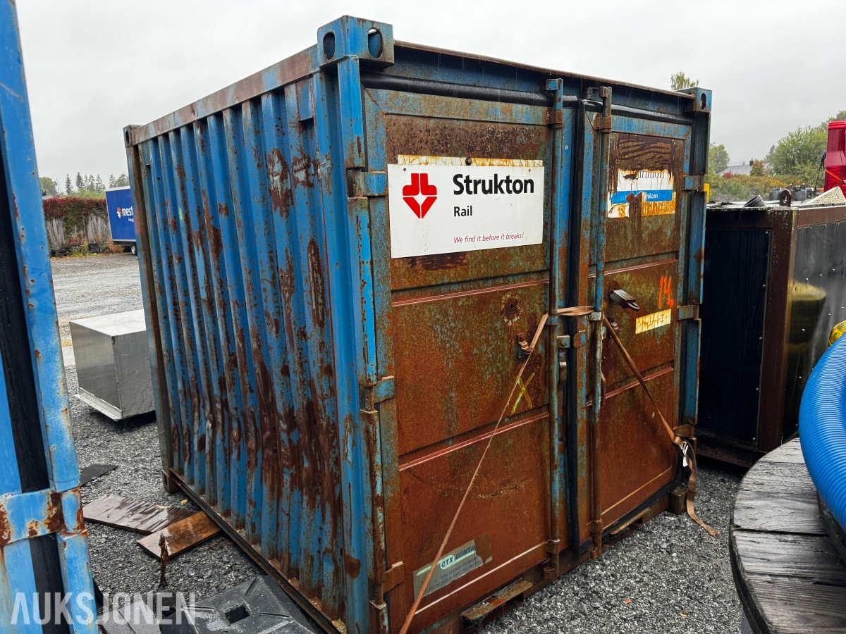 Container 8 fot