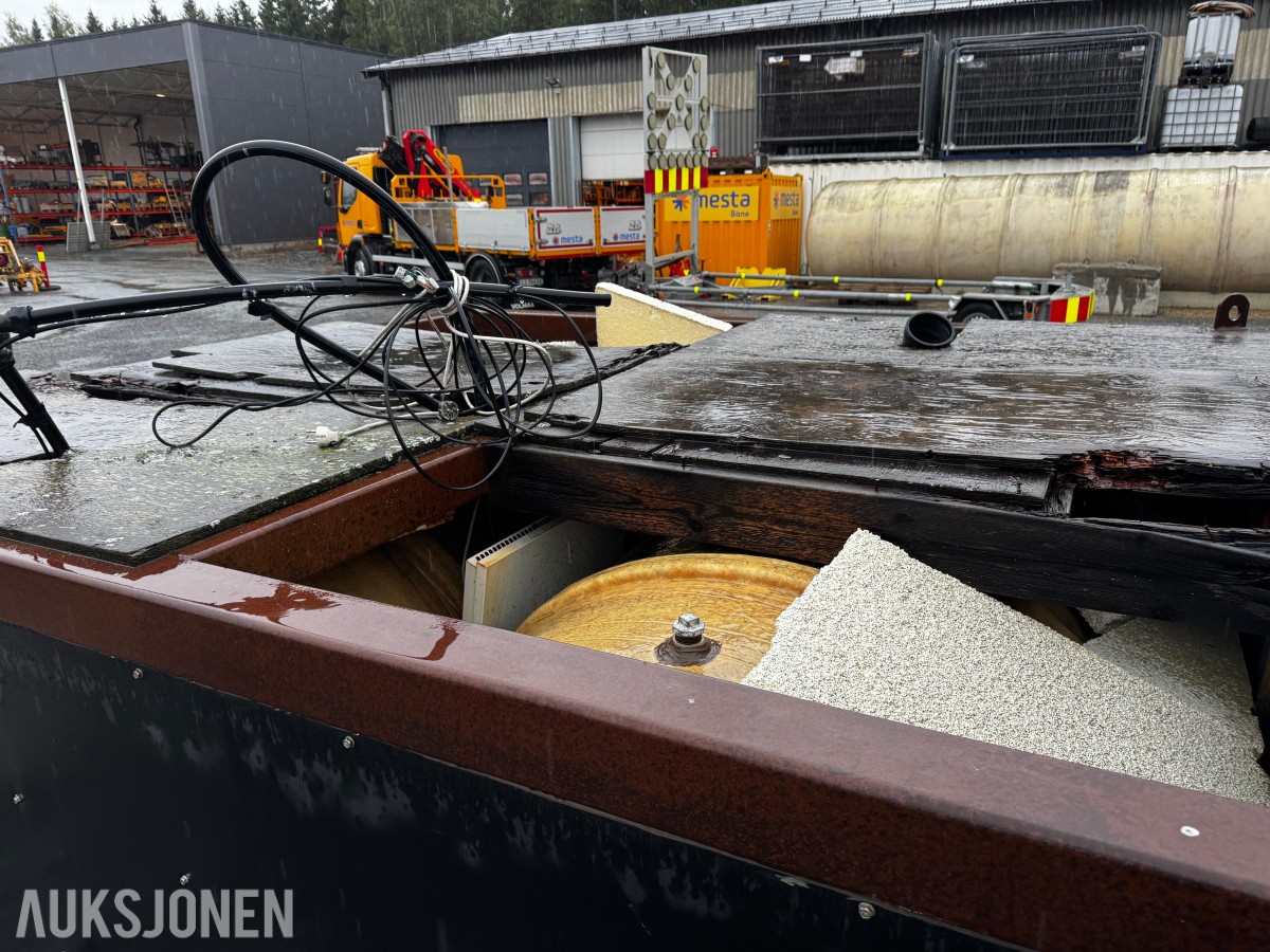 Tankanlegg for brakker med slanger