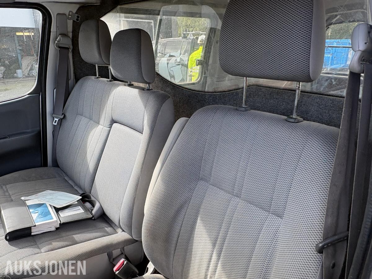 2008 HIACE 2.5-117 D 4WD, 268240km
