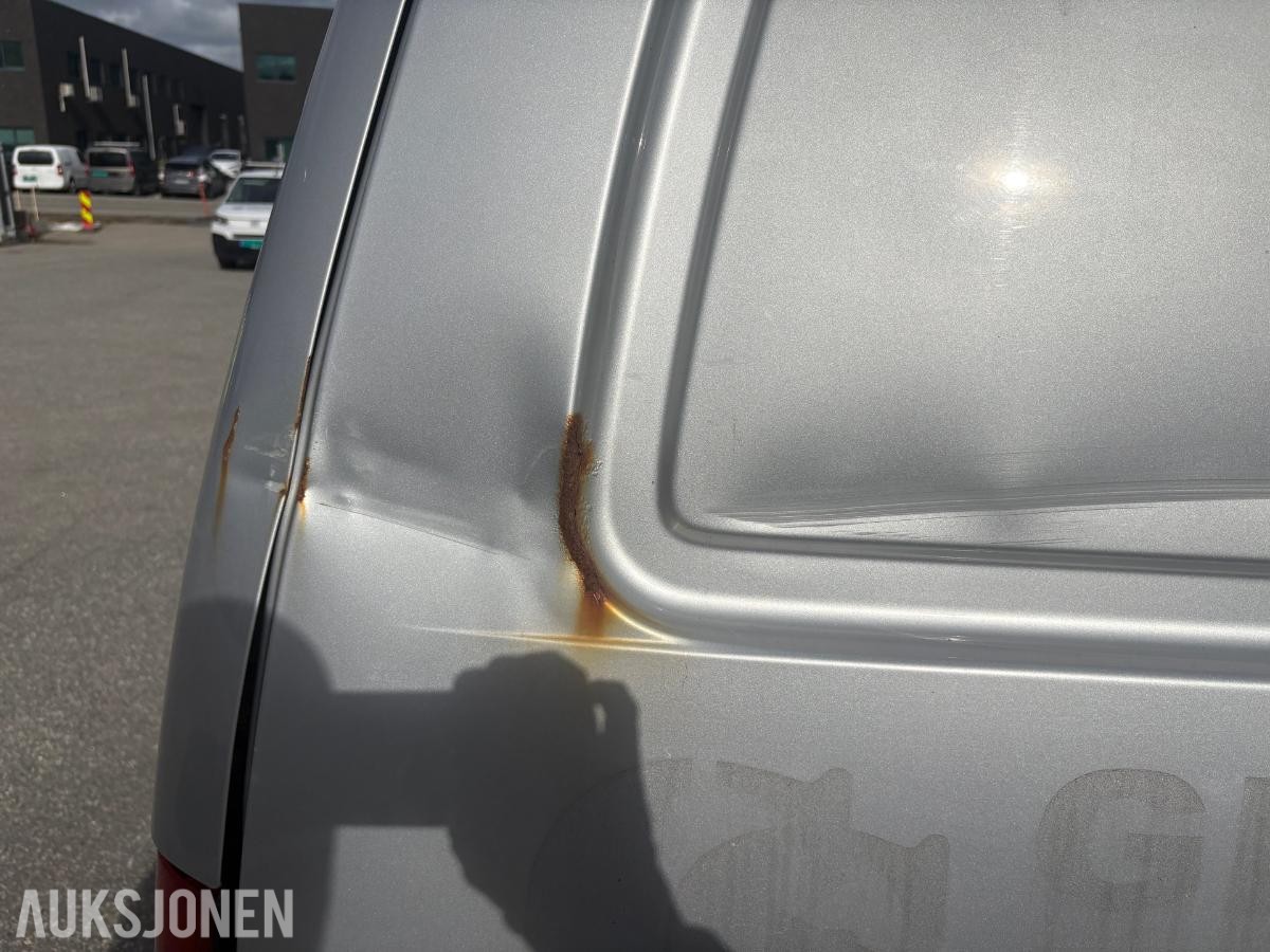 2008 HIACE 2.5-117 D 4WD, 268240km