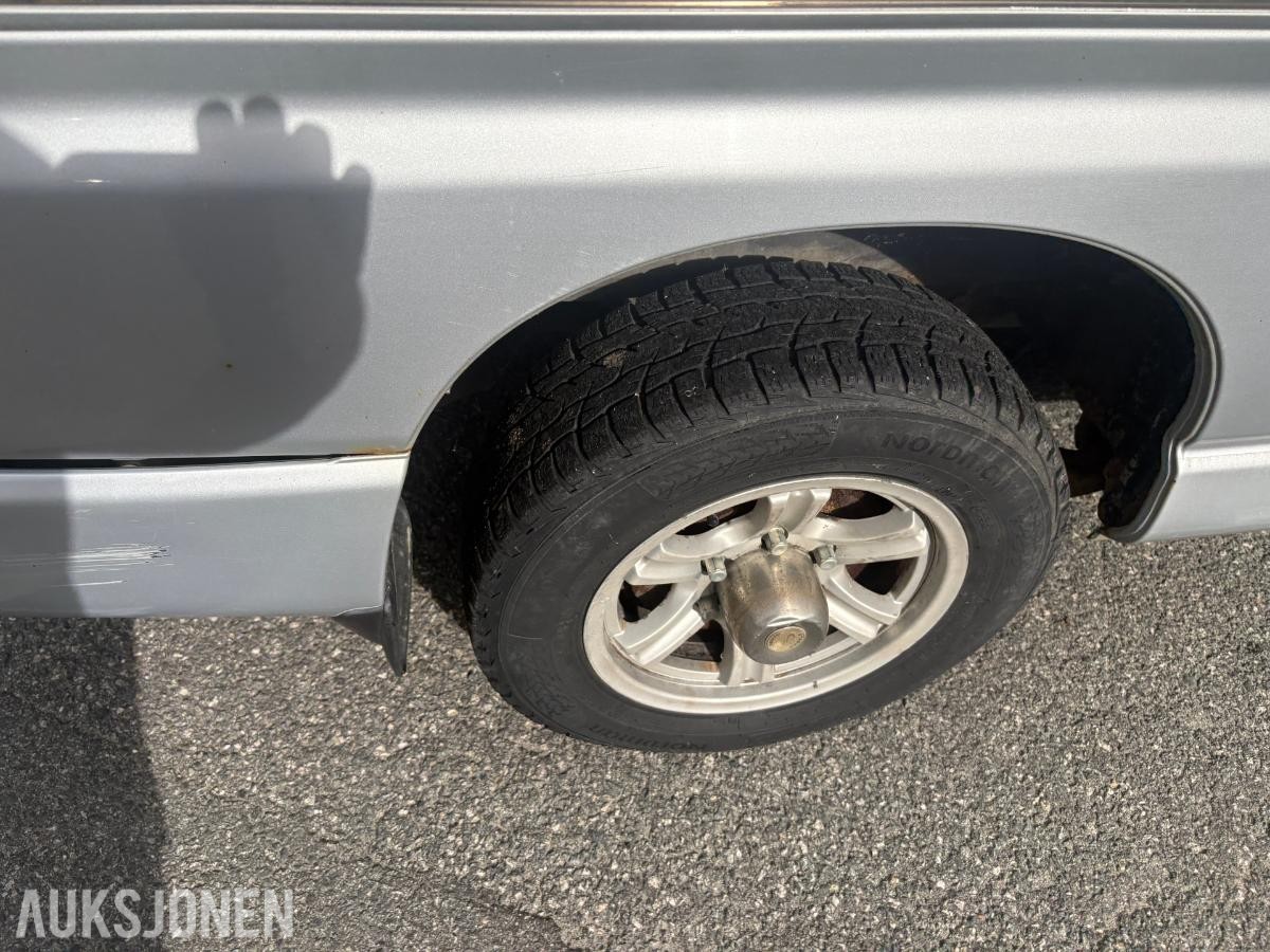 2008 HIACE 2.5-117 D 4WD, 268240km