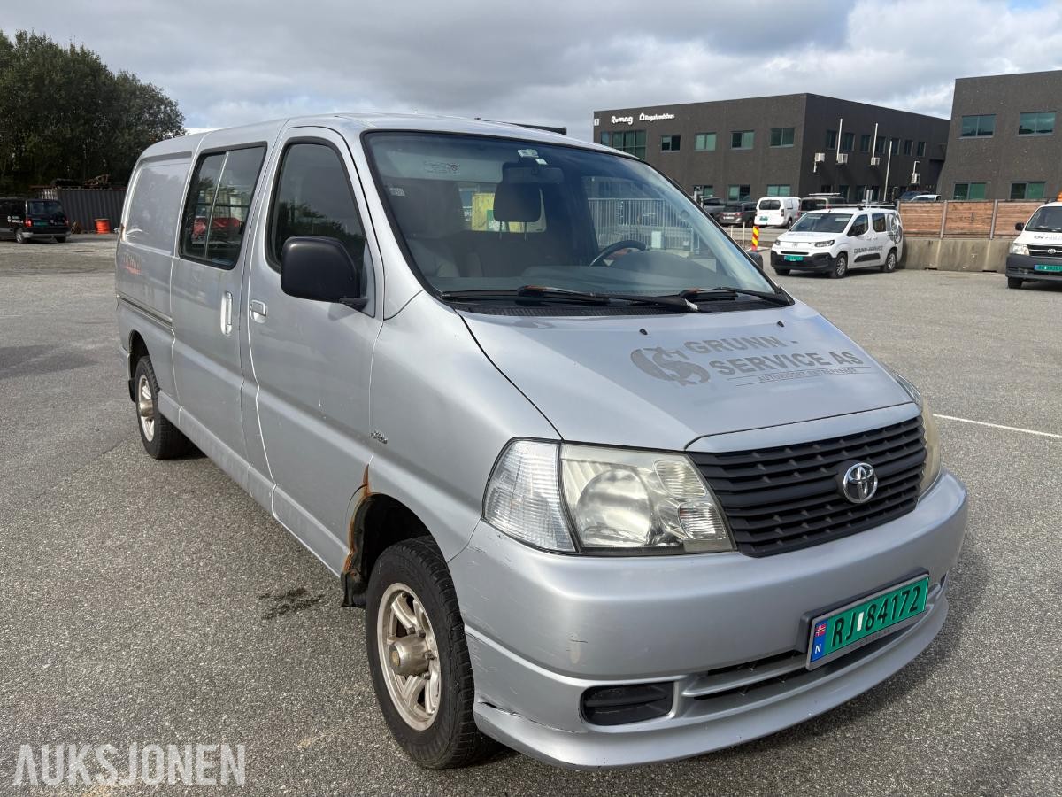 2008 HIACE 2.5-117 D 4WD, 268240km