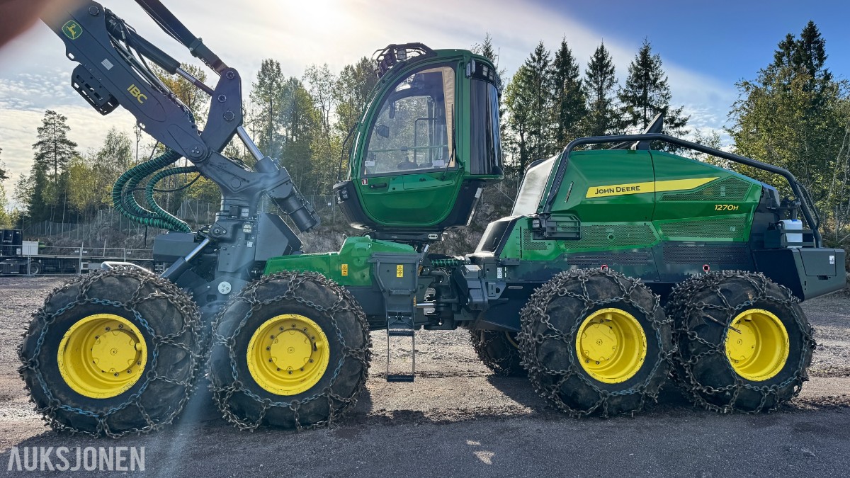 2025 John Deere 1270H hogstmaskin – H424 aggregat – 993 timer