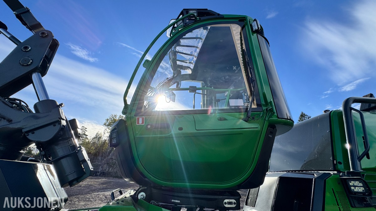 2025 John Deere 1270H hogstmaskin – H424 aggregat – 993 timer