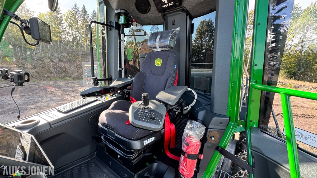 2025 John Deere 1270H hogstmaskin – H424 aggregat – 993 timer