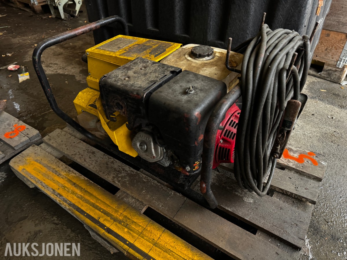 ESAB sveiseaggregat med Honda 11 HK aggregat