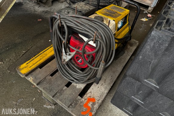 ESAB sveiseaggregat med Honda 11 HK aggregat