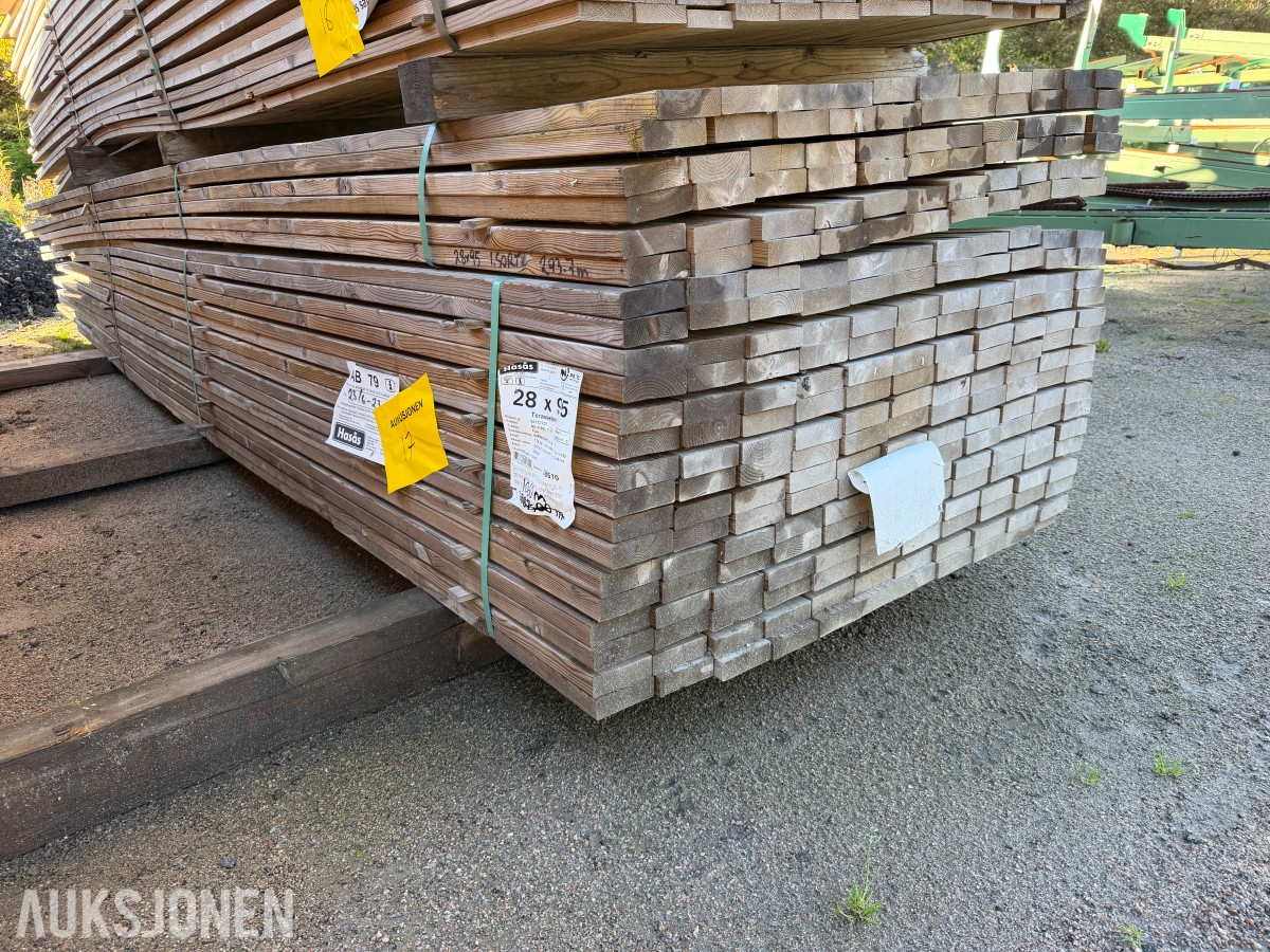 1060 LM TERRASSEBORD 28 X 95 MM – IMPREGNERT FURU