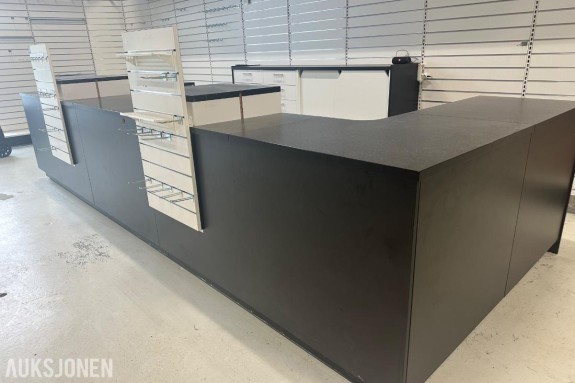 Butikkdisk / lengde ca 485 cm 