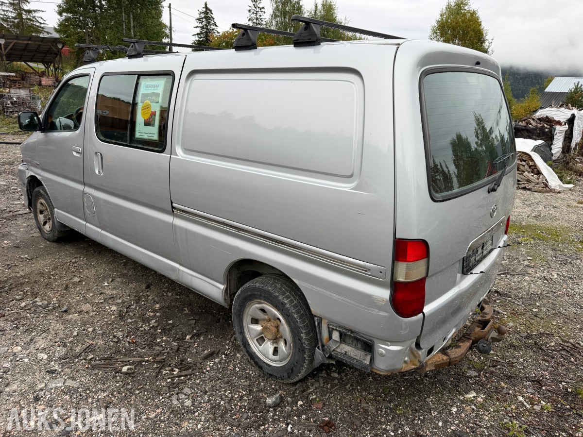 2010 Toyota HIACE 2.5-117 D 4WD