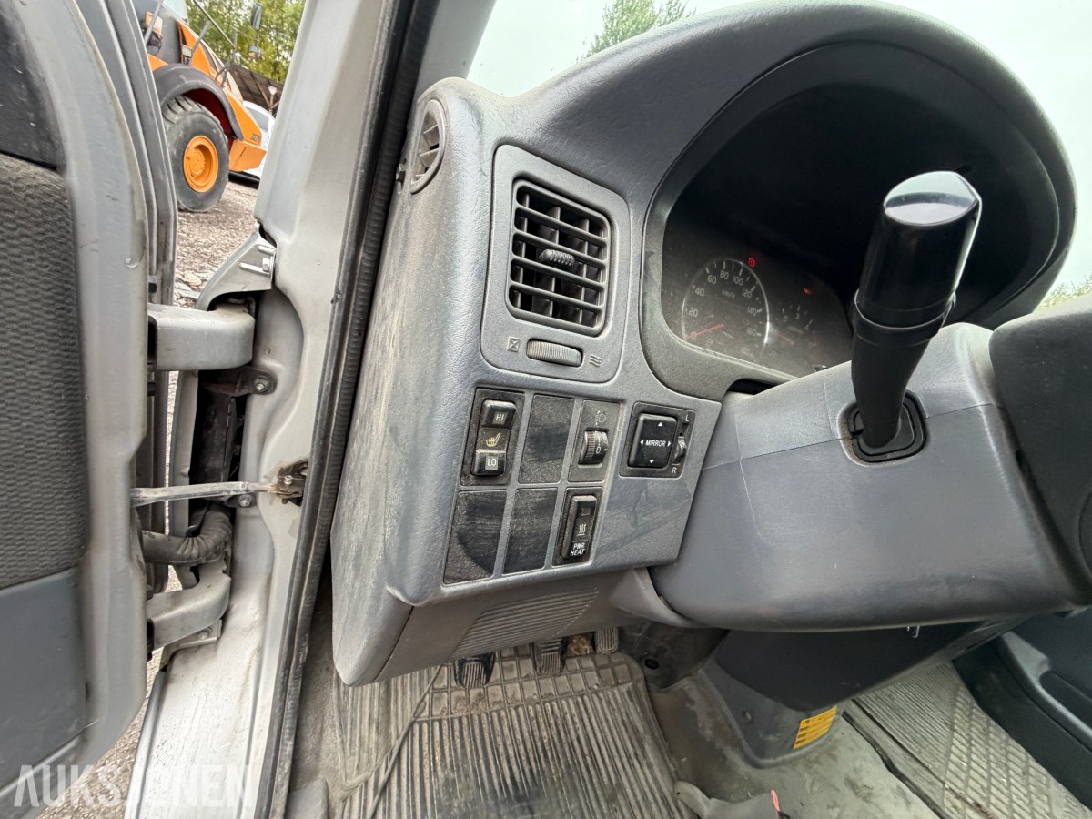 2010 Toyota HIACE 2.5-117 D 4WD