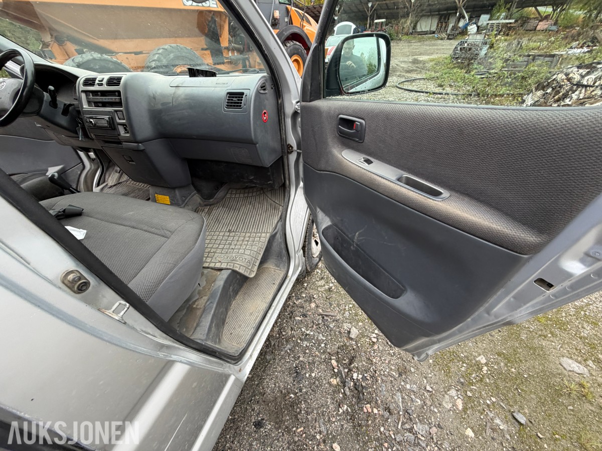 2010 Toyota HIACE 2.5-117 D 4WD