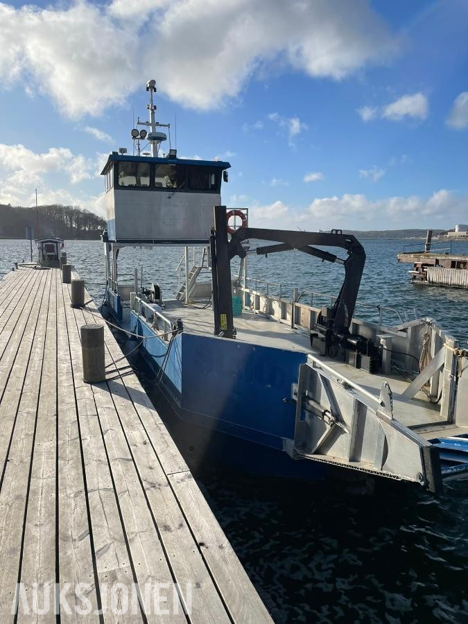 2000  Profesjonell 11,7 m Alu båt Cat C9 (700t) Palfinger Baugrampe