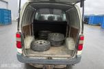 2003 Toyota HiAce 4WD LANG 6-SETER HENGERFESTE 