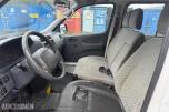 2003 Toyota HiAce 4WD LANG 6-SETER HENGERFESTE 