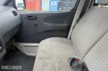 2003 Toyota HiAce 4WD LANG 6-SETER HENGERFESTE 