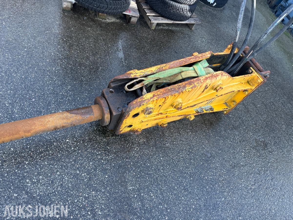 1994 Furukawa hydraulisk hammer / pigghammer til gravemaskin s-50 feste
