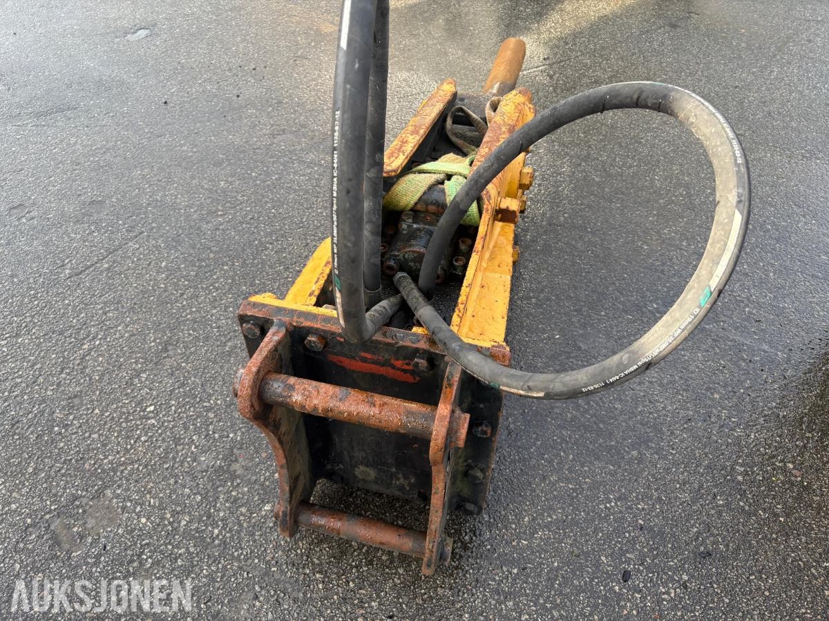 1994 Furukawa hydraulisk hammer / pigghammer til gravemaskin s-50 feste