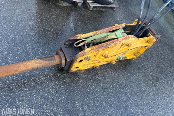 1994 Furukawa hydraulisk hammer / pigghammer til gravemaskin s-50 feste