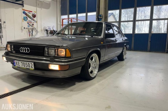 1981 Audi 100 2.1 170hk ombygd til 200 - eu ok 09.2027