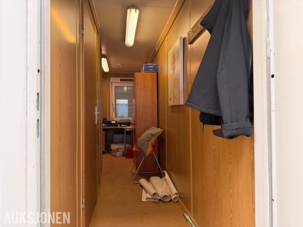 Uniteam kontor-/mannskapsbrakke med toalett, dusj og kjøkken