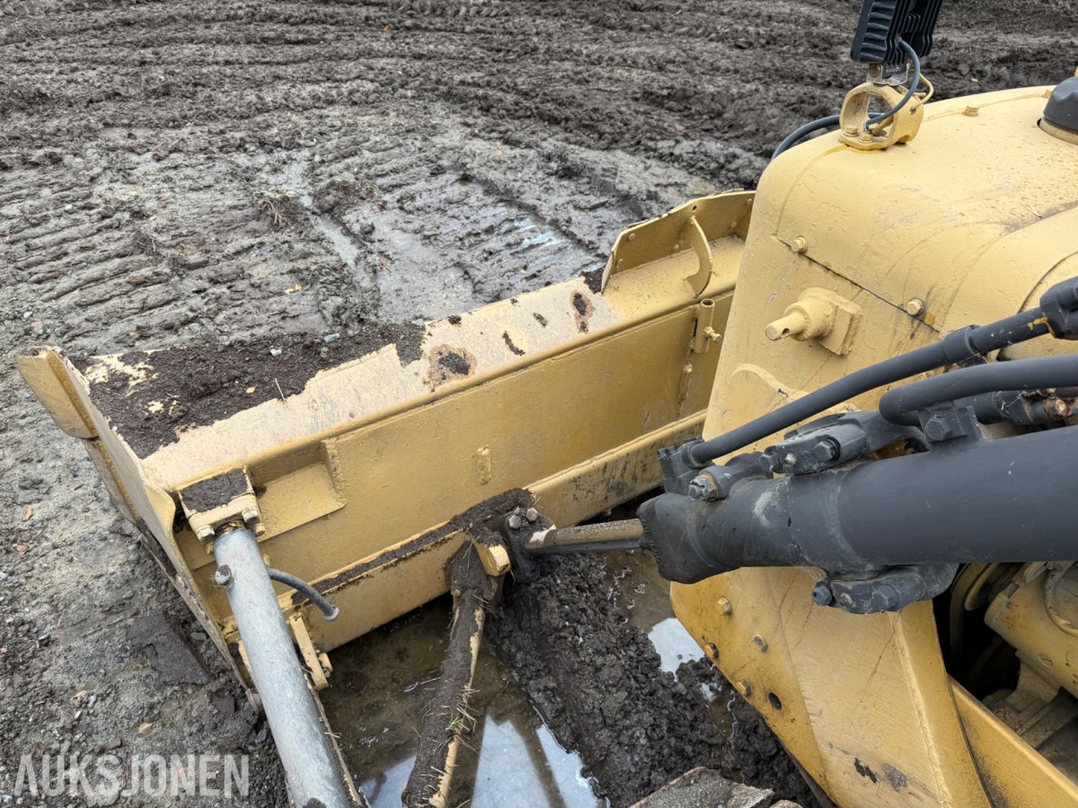 Cat D4D Doser