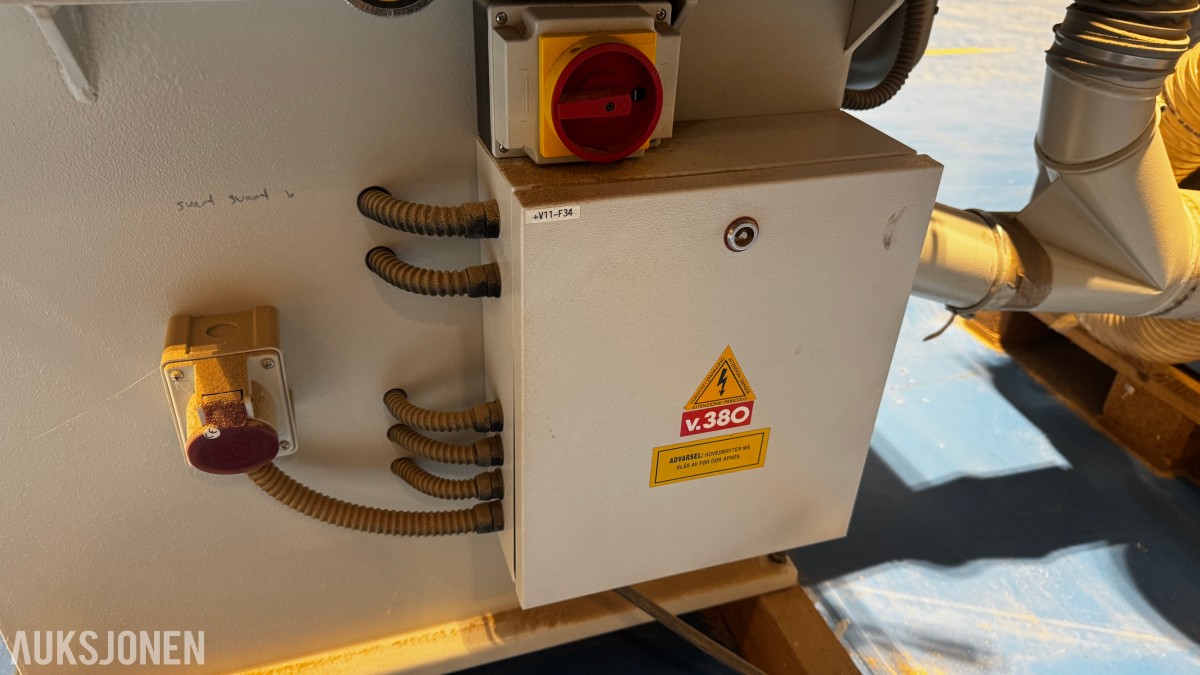 1997 LASM LBK 150 båndslipemaskin