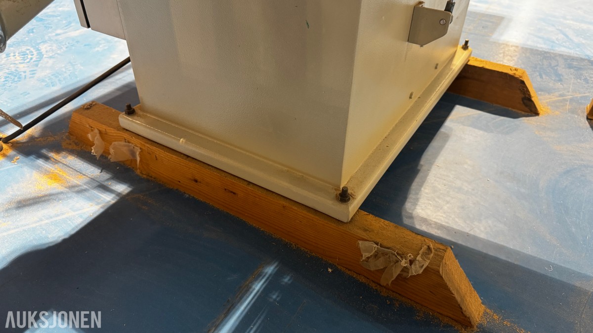 1997 LASM LBK 150 båndslipemaskin