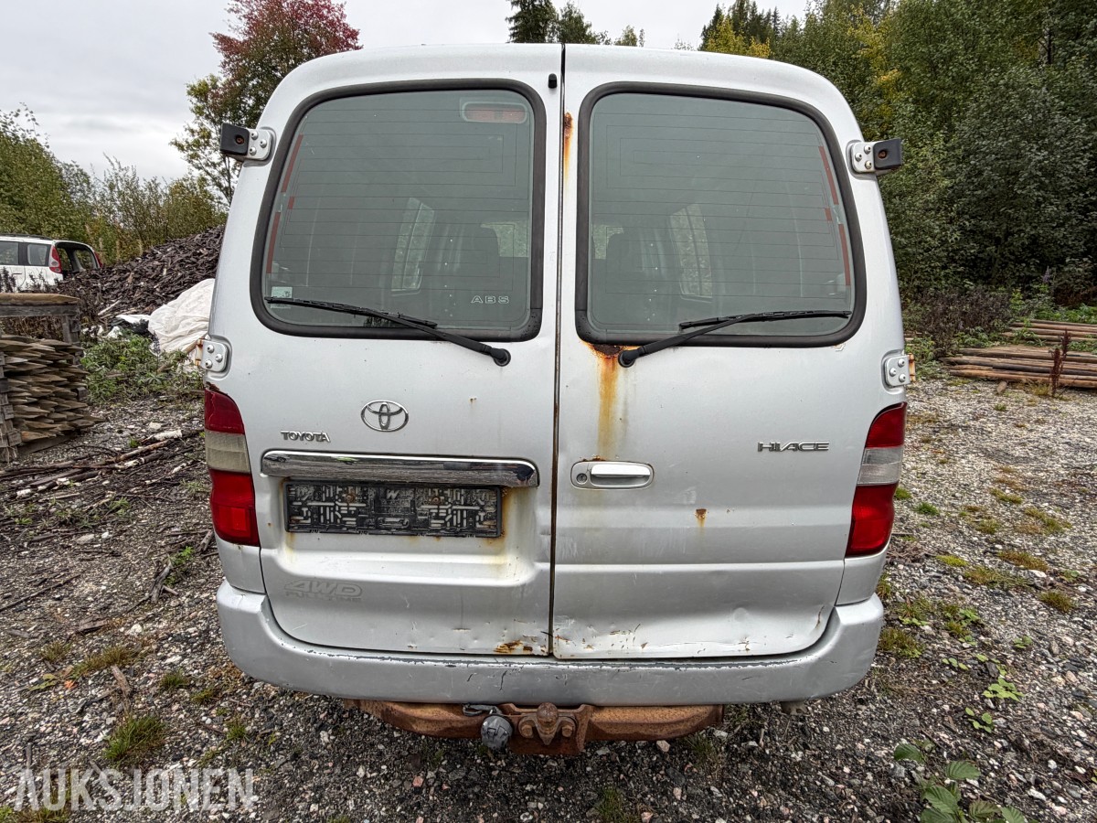 2011 Toyota HIACE 2.5-117 D 4WD / 1 eier siden ny!!!
