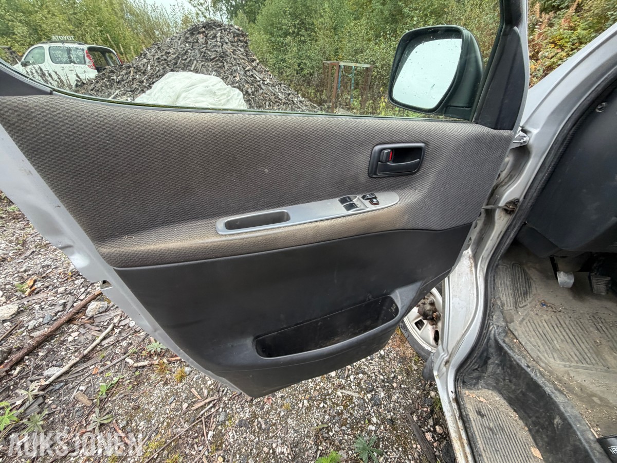 2011 Toyota HIACE 2.5-117 D 4WD / 1 eier siden ny!!!
