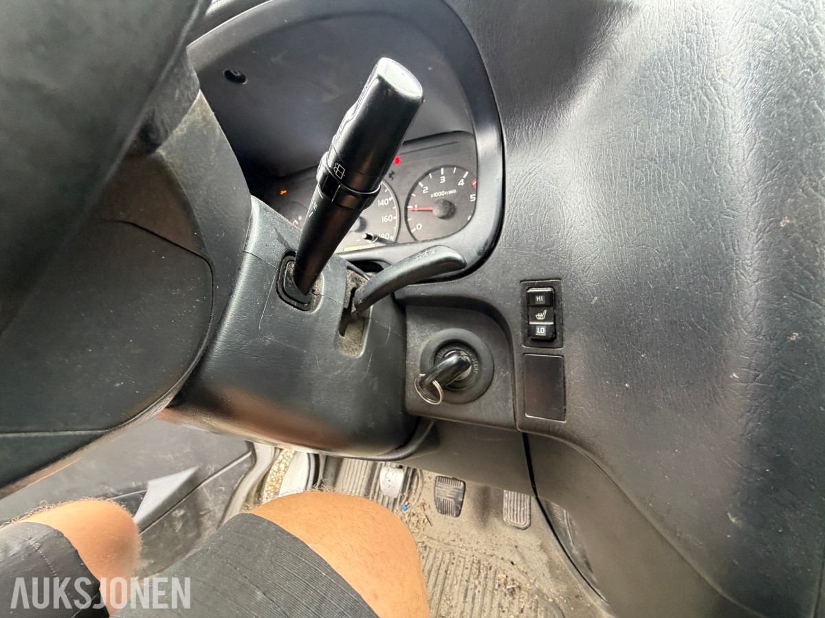 2011 Toyota HIACE 2.5-117 D 4WD / 1 eier siden ny!!!