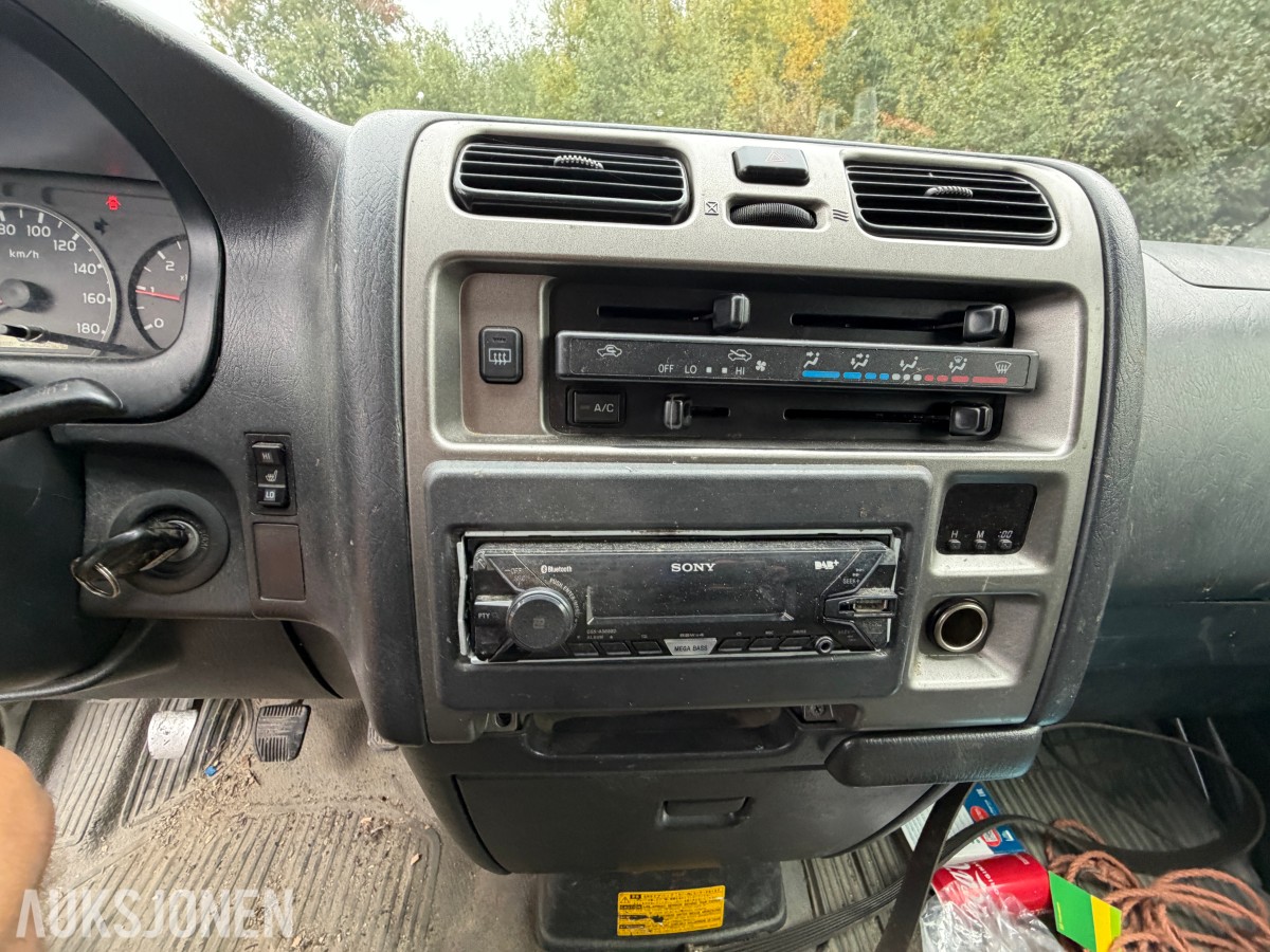 2011 Toyota HIACE 2.5-117 D 4WD / 1 eier siden ny!!!