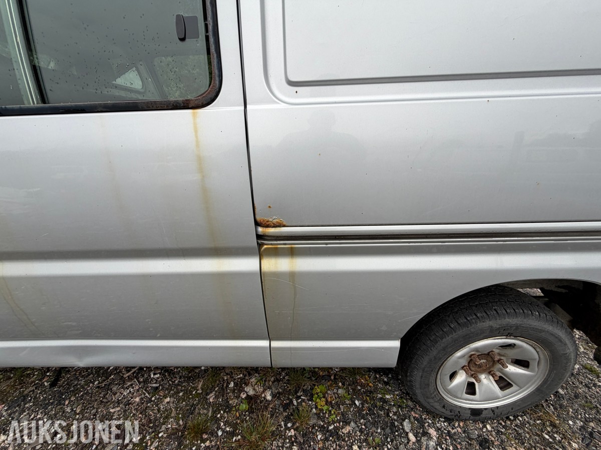 2011 Toyota HIACE 2.5-117 D 4WD / 1 eier siden ny!!!