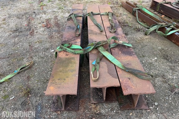 3 stk brukte stålbjelker / 257 – 268 cm / Ca. 7880cm - Beregnet ca 537 kg