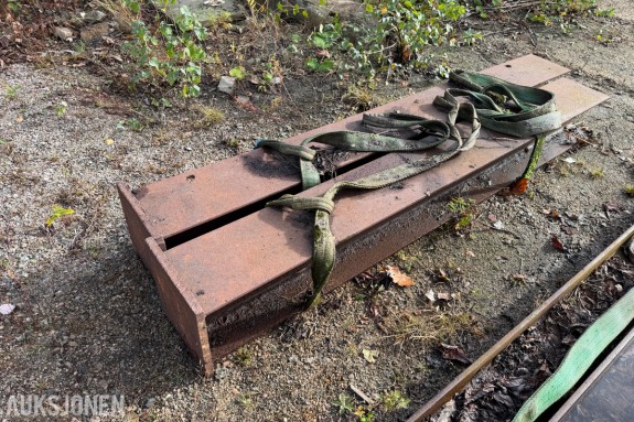 2 stk H-bjelker 220 x 210 mm - 196 / 205 cm - Ca 401 cm - Beregnet ca 203 kg