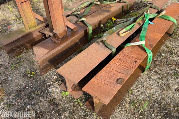 5 stk H bjelker – Ca 233cm til 267cm – Ca 776 kg samlet