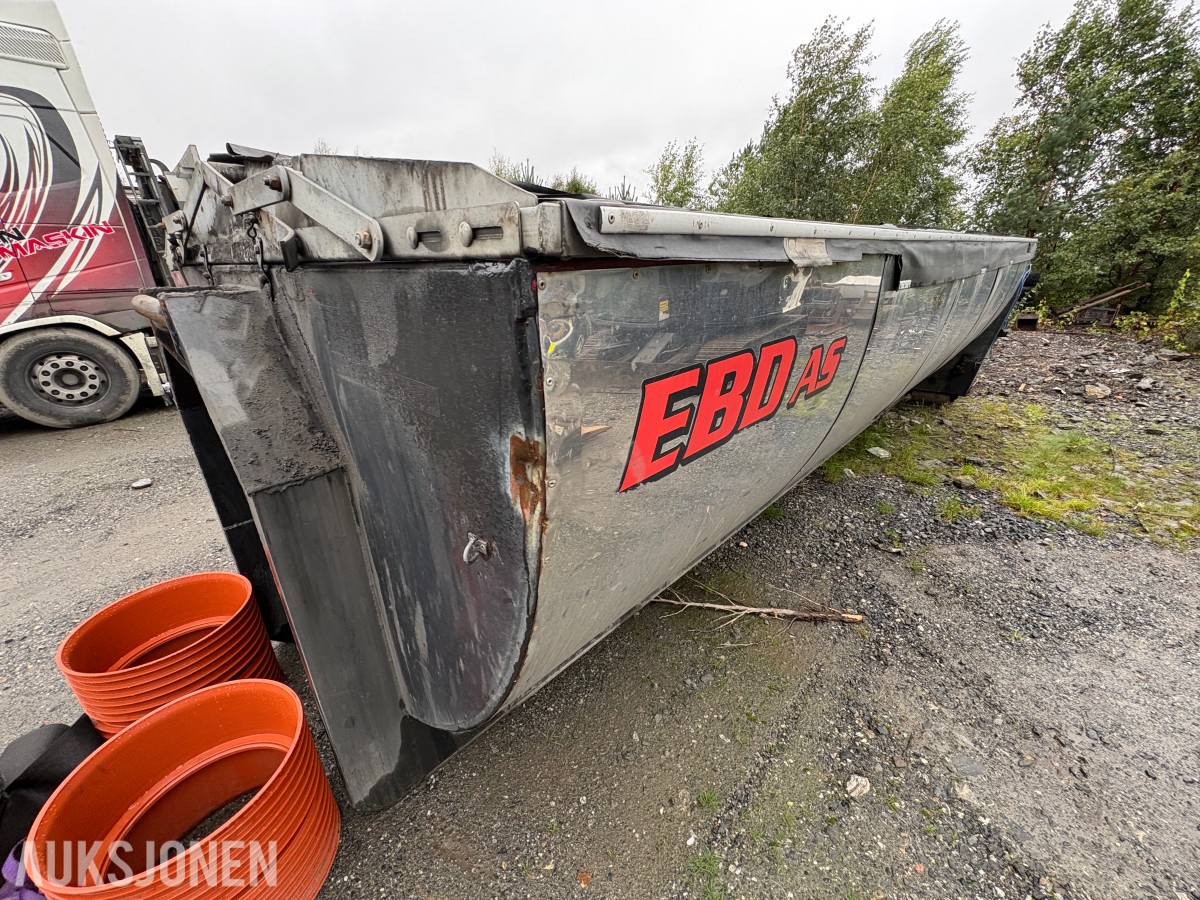 CMM asfaltbalje på krokramme