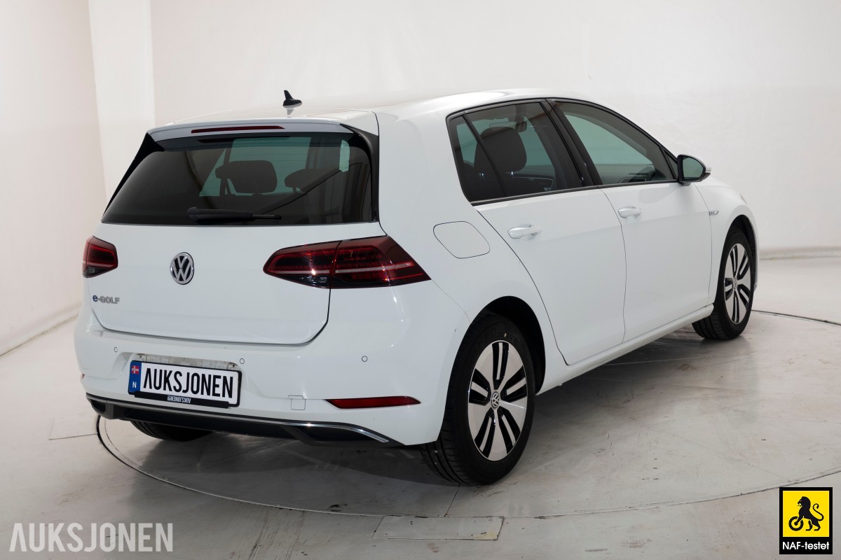 2018 Volkswagen E-Golf 136HK KAMERA NAVI LED VARMEPUMPE