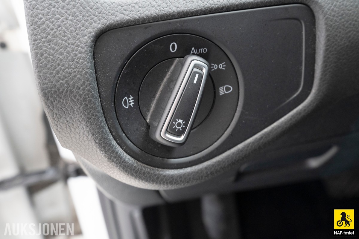 2018 Volkswagen E-Golf 136HK KAMERA NAVI LED VARMEPUMPE