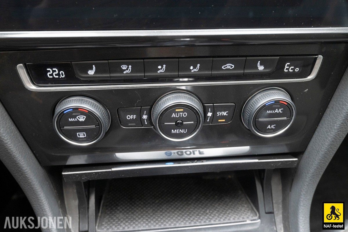 2018 Volkswagen E-Golf 136HK KAMERA NAVI LED VARMEPUMPE