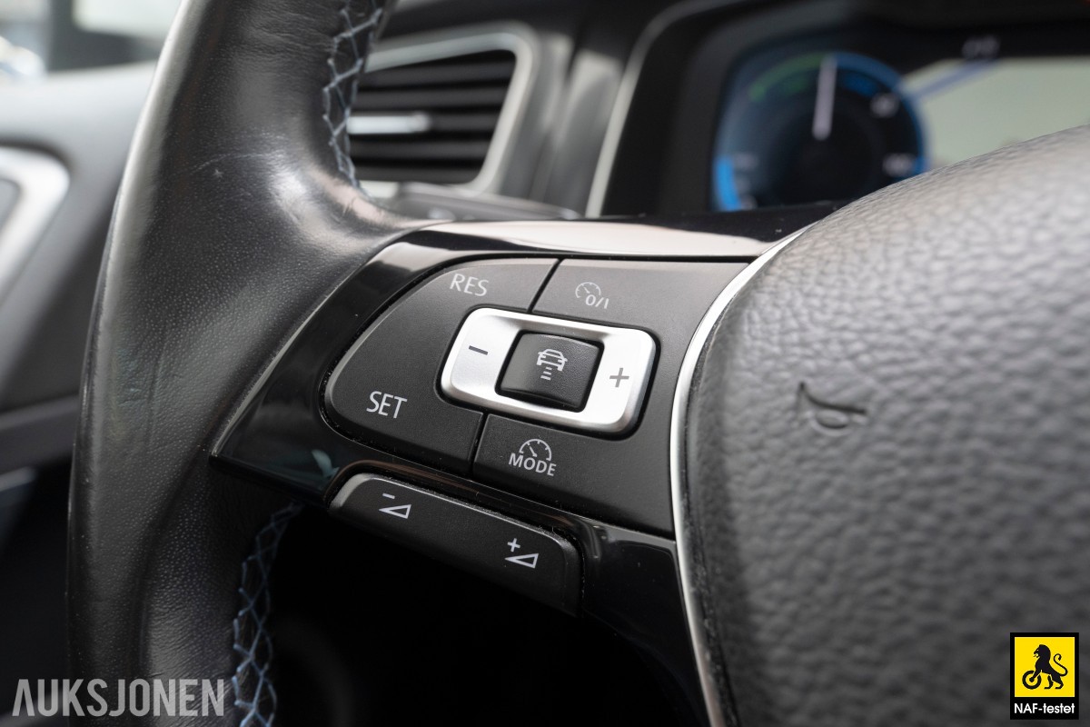 2018 Volkswagen E-Golf 136HK KAMERA NAVI LED VARMEPUMPE