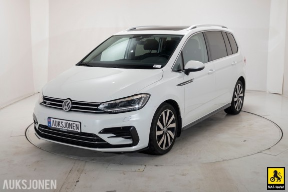 2017 Volkswagen Touran 2,0 TDI 150HK AUT R-LINE 7 SETER PANO ACC HENGERFESTE VARMER LED